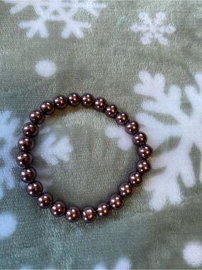 Classic Brown Pearl Stretch Bracelet for Women